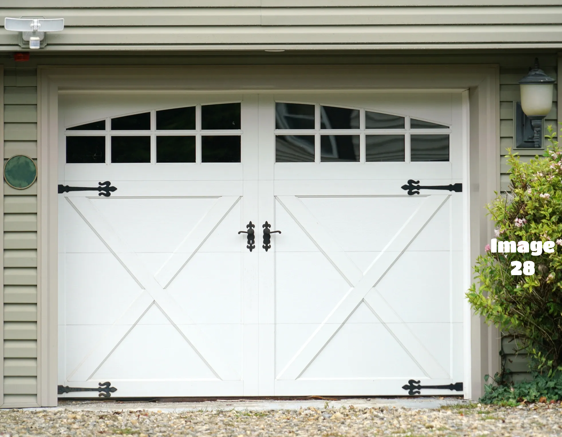 Garage door style 28