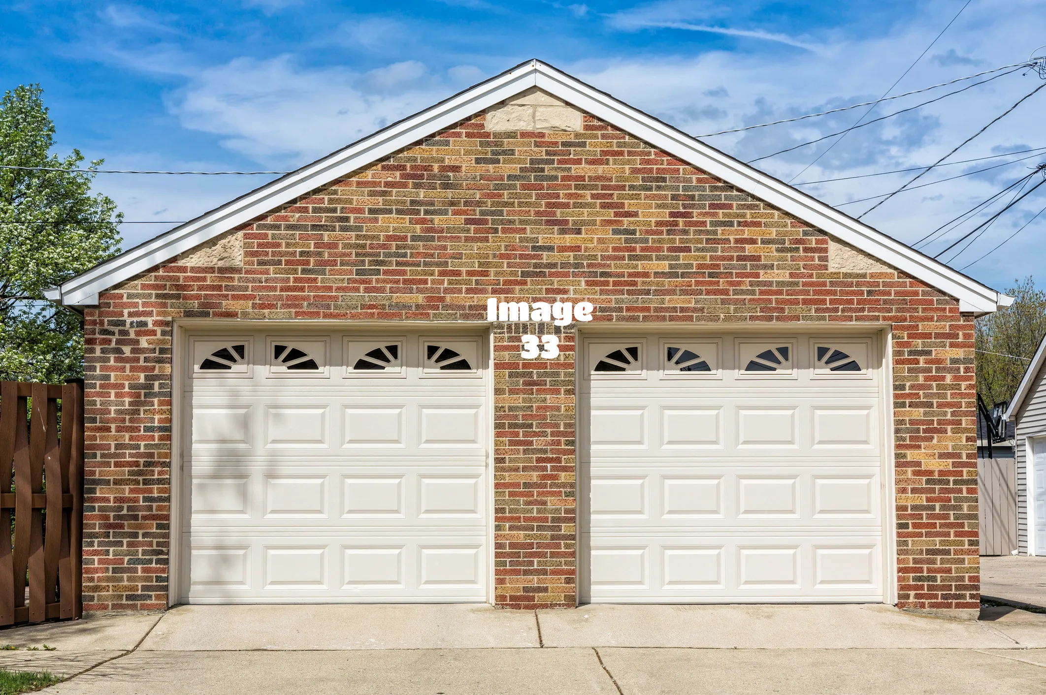 Garage door style 33