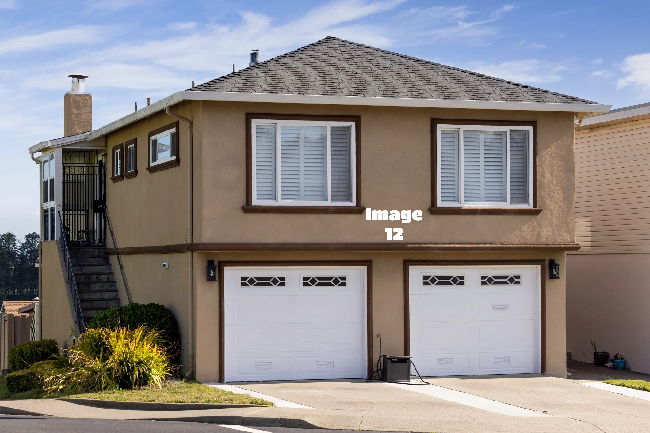 Garage door style 12