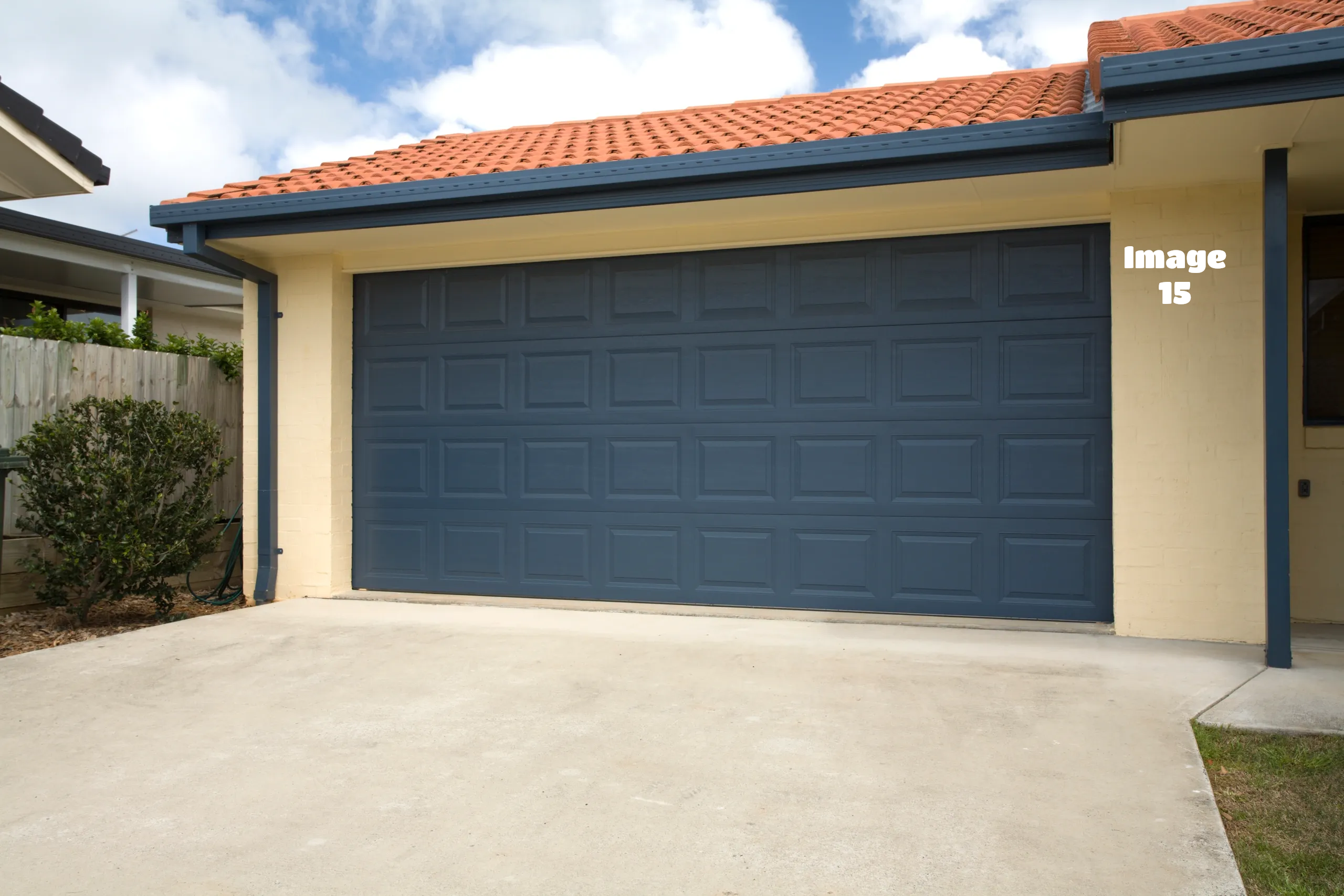 Garage door style 15